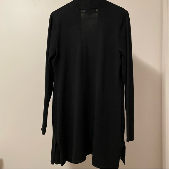 Carolyn Taylor Cardigan - Picture 4 of 9